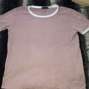 Mauve short sleeve top with white trim